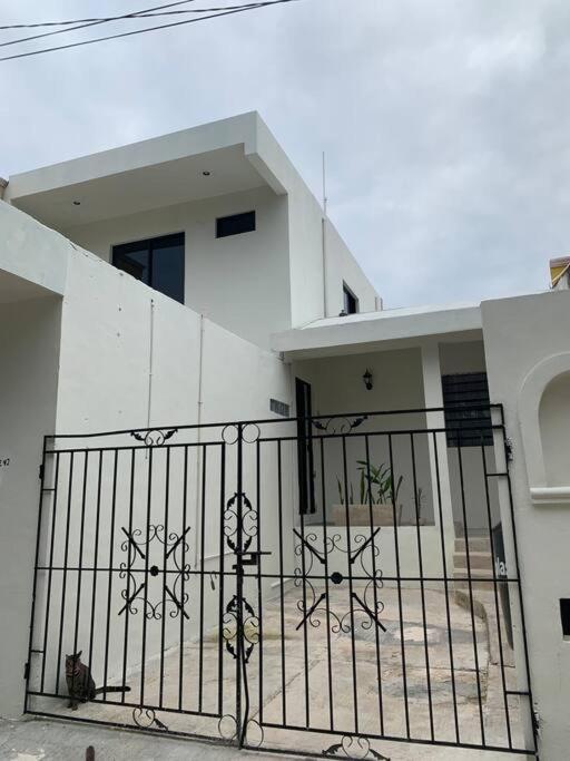 Villa Private Full House With Pool And Cozy Patio Valladolid  Exterior foto